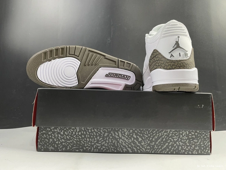 Mocha - 3 Retro 136064-122 (2018) Jordan 0113